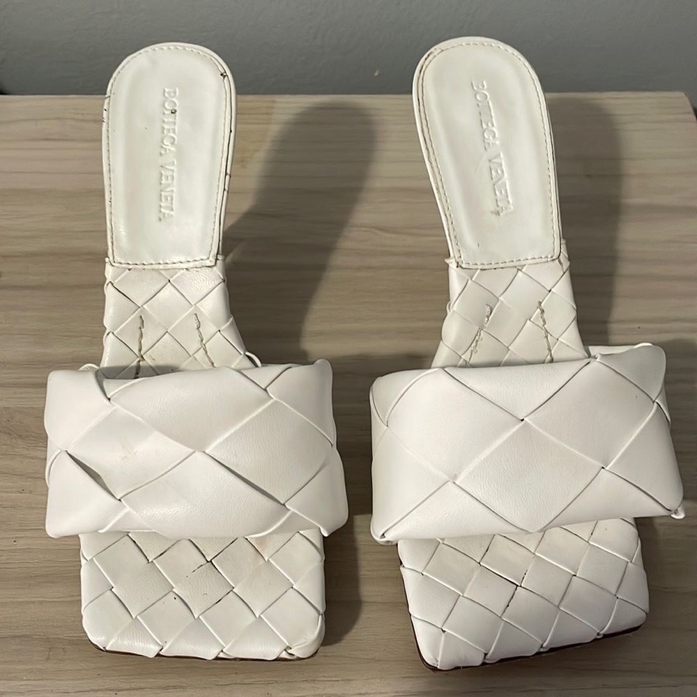 Cute white sandals used